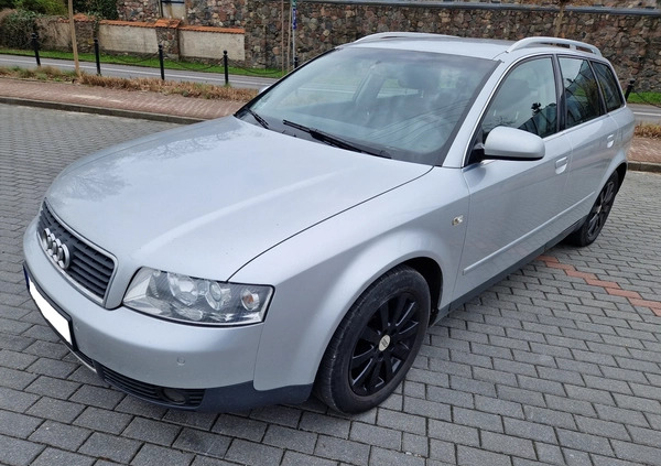 Audi A4 cena 7900 przebieg: 285300, rok produkcji 2002 z Sochaczew małe 46